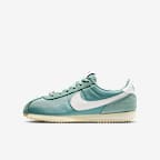 Nike Cortez Textile Older Kids' Shoes. Nike CA